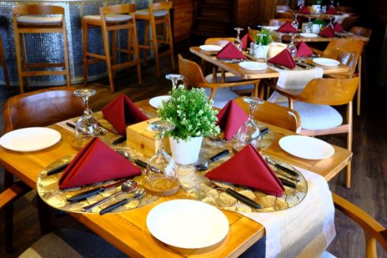 sewa-luxury-phinisi-ke-komodo-3-e1644562800223