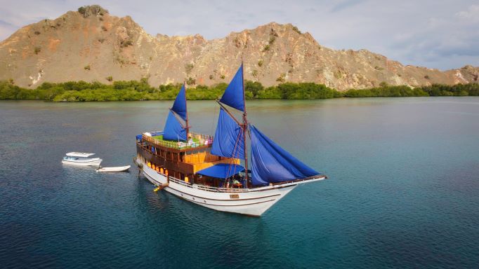 zada-ulla-liveaboard-1