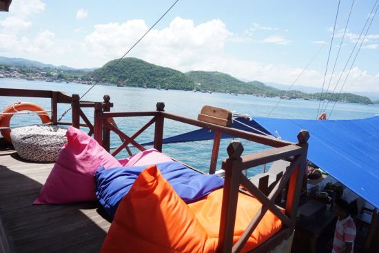 charter-phinisi-boat-1-e1643717348512