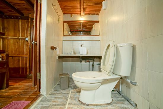 luxury-phinisi-boat-cajoma-3-10