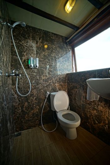 luxury-phinisi-boat-cajoma-3-8