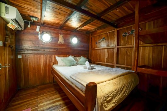 luxury-phinisi-boat-cajoma-3-9