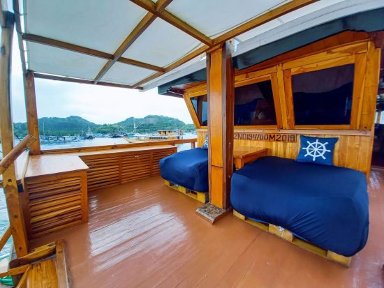 sewa-kapal-phinisi-mewah-labuan-bajo-1-e1643858747984